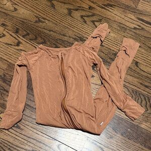 Little sleepies Brown Zippy